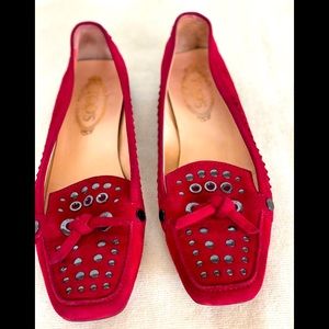 Tods maroon suede driving loafers with metal accents